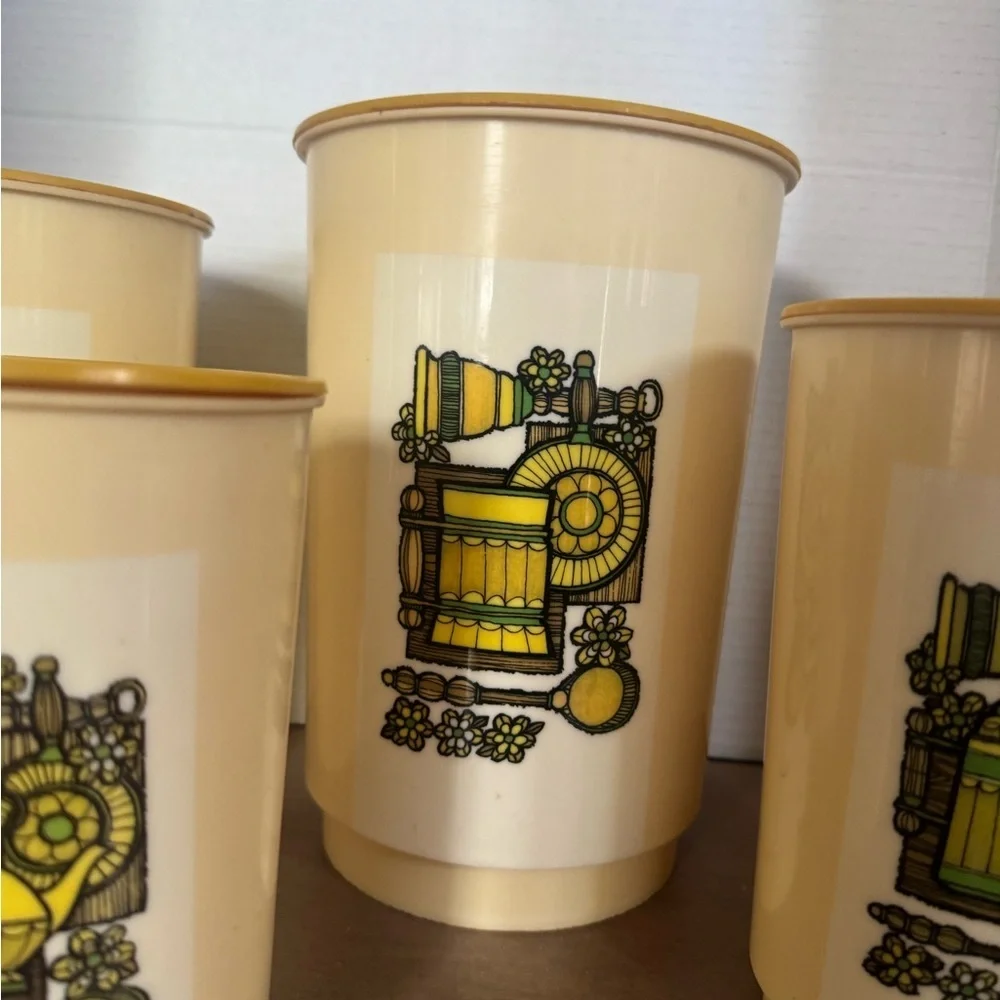 Groovy Retro Plastic 8pc Nesting Canister Set 1970’s